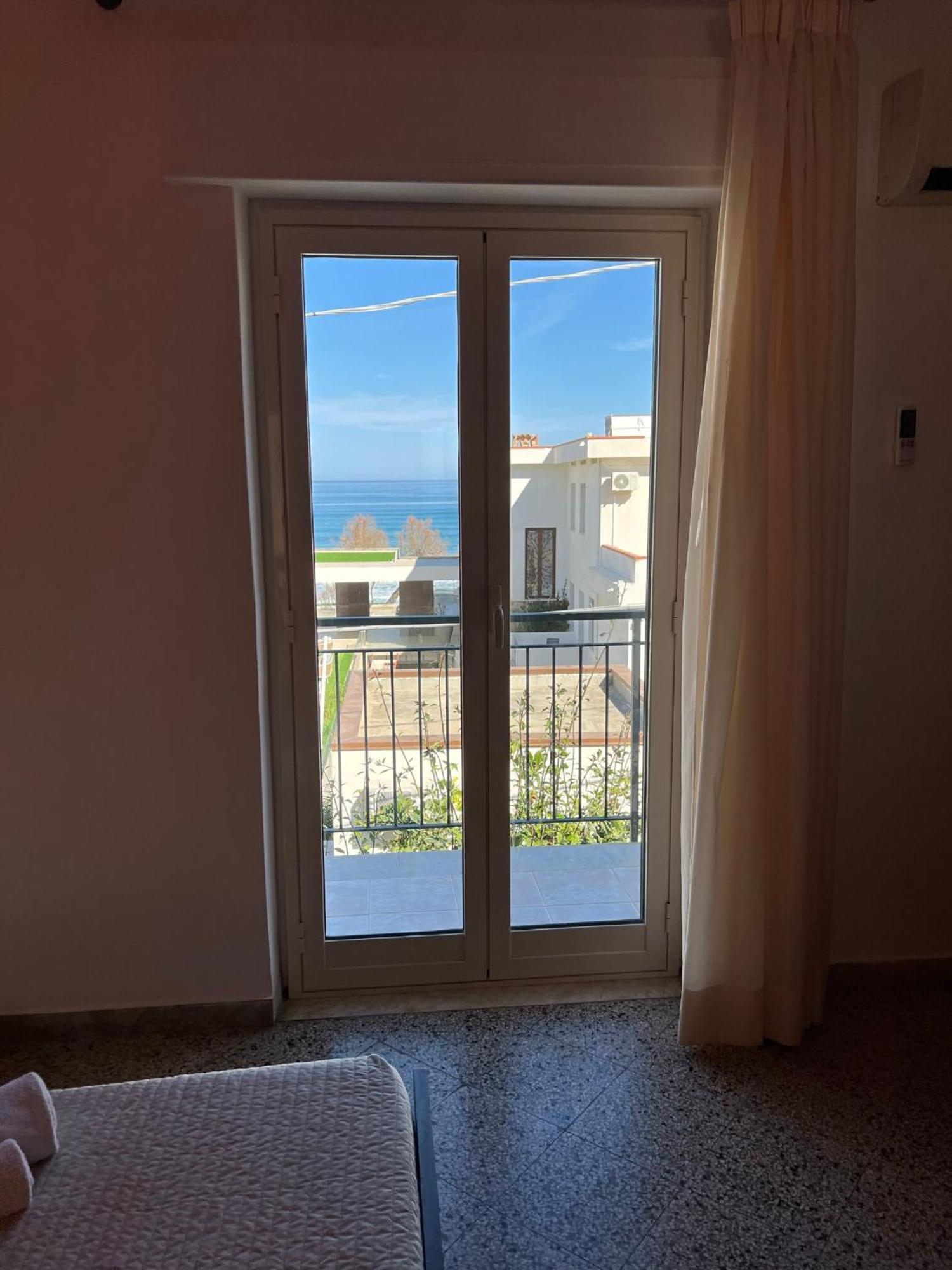 Casa Scirocco Apartment Cefalù Exterior foto